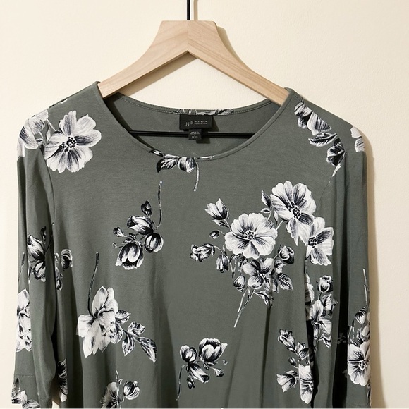 J Jill Wearever Collection Womens Green Floral Half Sleeve Shirt Size Large PET - Picture 3 of 9